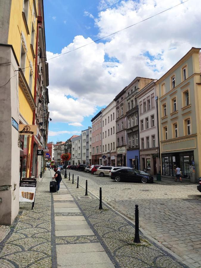 Centrum Apartament Sedziego Świdnica 外观 照片